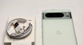 Good
													Google Pixel 8 Pro - Unlocked, Mint, 128 GB, 12 GB, G1MNW, mmWave 5G, photo 4 of 4