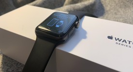 Good
													Apple Watch Series 3 42mm - Gray, A1859, Aluminum - GPS, photo 2 of 7