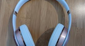 Used
													Beats Solo3 - Rose Gold, photo 2 of 7