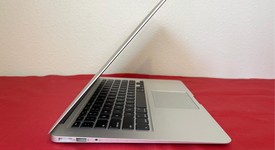 Good
													MacBook Air 2015 - 13" - Silver, 128 GB, 4 GB, photo 2 of 10