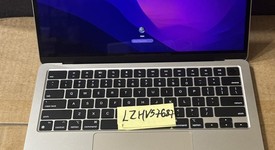 Good
													MacBook Air 2022 - 13" - Apple M2, Starlight, 256 GB, 8 GB, photo 1 of 11