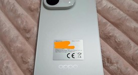 Mint
													Oppo Find X9 Pro - Unlocked Non-US, Silk White, 512 GB, 16 GB, photo 4 of 10