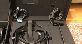 Mint
													Oculus Rift + Touch VR System, photo 3 of 4