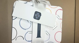 New
													Apple Watch SE 2nd Gen 44mm - Unlocked, Midnight, A2727 - Cellular, Aluminum, photo 1 of 6