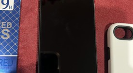 Mint
													Apple iPhone SE 2nd Gen 2020 - Unlocked, Black, 64 GB, A2275, photo 3 of 8