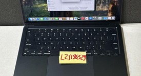 Good
													MacBook Air 2022 - 13" - Apple M2, Midnight, 512 GB, 8 GB, photo 1 of 11