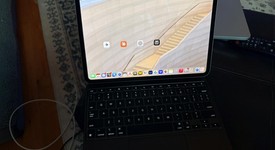 Good
													Apple iPad Pro 11" (M5) 2025 - Unlocked, Apple M5 9-Core, Space Black, 512 GB, A3358, Standard Glass, photo 1 of 6