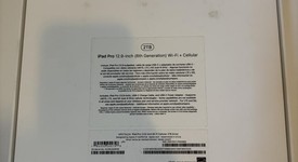 Mint
													Apple iPad Pro 12.9" 6th Gen 2022 - Unlocked, Silver, 2 TB, photo 3 of 11