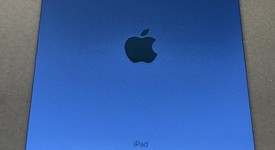 Mint
													Apple iPad 10th Gen - Unlocked, Blue, 256 GB, A2757, photo 4 of 5