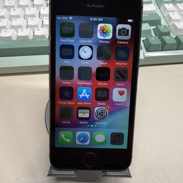 Apple iPhone 5S - Unlocked, 16 GB, Gray, A1533, GSM