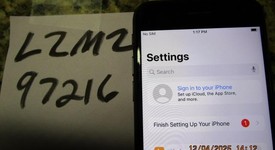 Fair
													Apple iPhone 8 - Verizon, Gray, 128 GB, A1863, photo 4 of 15