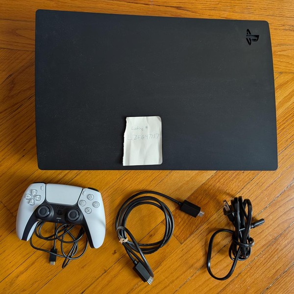 PlayStation 5 Digital Edition (2020) - 825 GB, White, Digital Edition