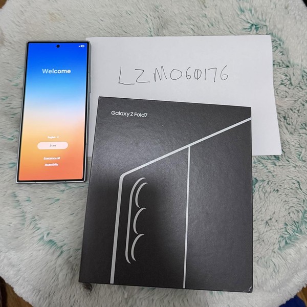 Samsung Galaxy Z Fold7 - Unlocked, 512 GB, Mint, 12 GB, SM-F966U1