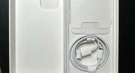 Mint
													Apple iPhone 13 - Unlocked, Starlight, 256 GB, A2482, photo 5 of 13