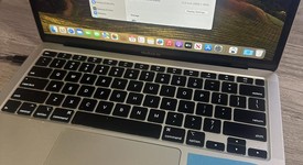 Good
													MacBook Air 2020 - 13" - I5, Silver, 512 GB, 8 GB, photo 2 of 8