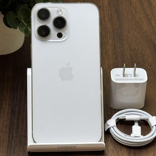 Apple iPhone 14 Pro Max - Unlocked, Silver, 1 TB, A2651