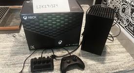 Mint
													Xbox Series X (2020) - Black, 1 TB, standard, photo 1 of 7