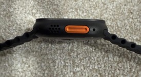 Mint
													Apple Watch Ultra 2 49mm - Unlocked, Black, A2986, photo 4 of 7