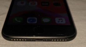 Fair
													Apple iPhone 7 - Verizon, Black, 32 GB, A1660, photo 2 of 7