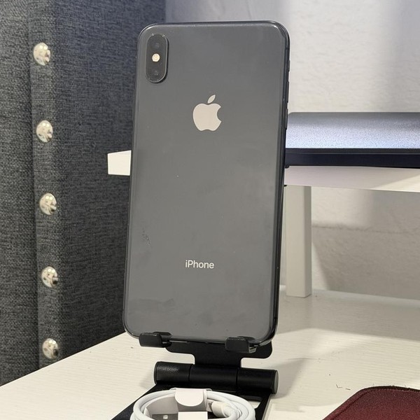 Apple iPhone Xs Max - Unlocked Non-US, Gray, 256 GB, A2101