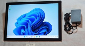 Good
													Microsoft Surface Pro 5 (2017) - Wi-Fi, Silver, 128 GB, 8 GB, photo 1 of 5