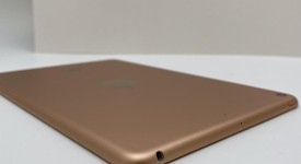 Mint
													Apple iPad Mini 5th Gen - Wi-Fi, Gold, 64 GB, photo 5 of 5