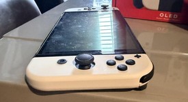 Mint
													Nintendo Switch - OLED - White, 64 GB, photo 3 of 11