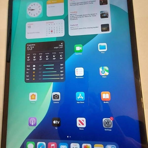 Apple iPad Pro 12.9 inch 5th Gen 2021 - Unlocked, 128 GB, Silver