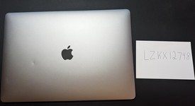 Good
													MacBook Pro 2018 (With Touch Bar) - 15" - I7, Gray, 1 TB, 32 GB, photo 3 of 7