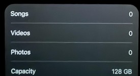 Mint
													Apple iPhone 16 - Unlocked, White, 128 GB, A3081, photo 3 of 9