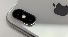 Mint
													Apple iPhone Xs - Unlocked, Silver, 64 GB, A1920, photo 4 of 8