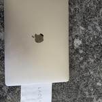 Good MacBook Pro 2018 (With Touch Bar) - 13 inch - 256 GB, Silver, 16 GB, Intel Core i5