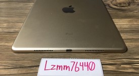 Good
													Apple iPad Pro 9.7" - Verizon, Gold, 128 GB, A1674, photo 4 of 7