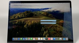 Good
													MacBook Pro 2018 (With Touch Bar) - 15" - I9, Silver, 1 TB, 32 GB, photo 2 of 9