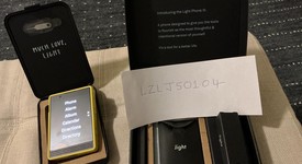 Mint
													Light Phone 3 - Unlocked, Black, 128 GB, 6 GB, photo 5 of 5