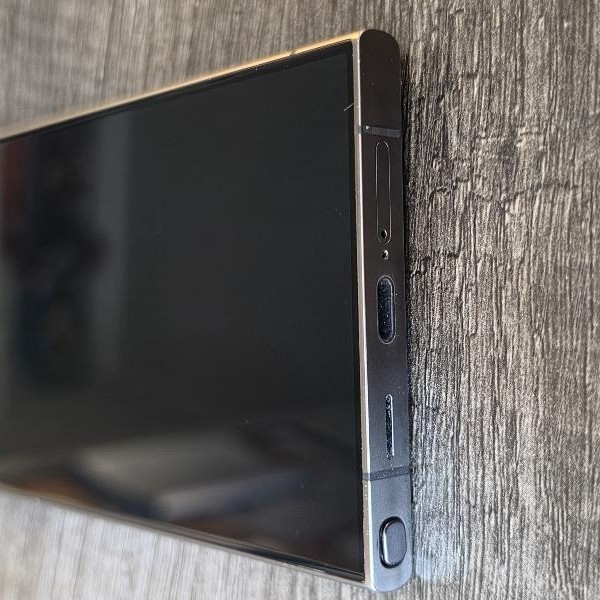 Samsung Galaxy S24 Ultra - Unlocked, 256 GB, Black, 12 GB, SM-S928U1