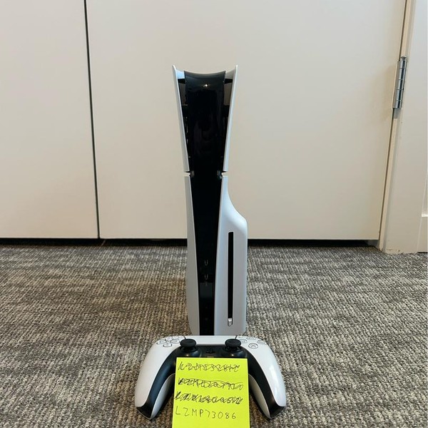 PlayStation 5 Slim Standard Edition (2023) - 1 TB, White