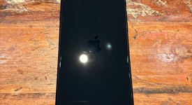 Fair
													Apple iPhone SE 2nd Gen 2020 - Unlocked, Black, 64 GB, A2275, photo 4 of 16