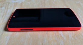 Good
													Google Nexus 5 - Unlocked, Red, 16 GB, International, photo 5 of 8