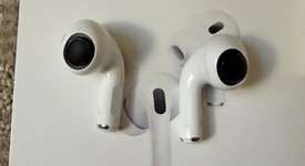 Used
													Apple AirPods Pro 2 - USB-C, photo 3 of 5