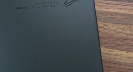 Mint
													Asus ROG Phone 9 Pro - Unlocked, Phantom Black, 1 TB, 24 GB, photo 3 of 12