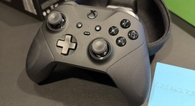 Mint
													Xbox Elite Wireless Controller Series 2 - Black, photo 2 of 6