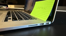 Good
													MacBook Pro 2015 (Retina) - 15" - Silver, 256 GB, 16 GB, photo 3 of 8