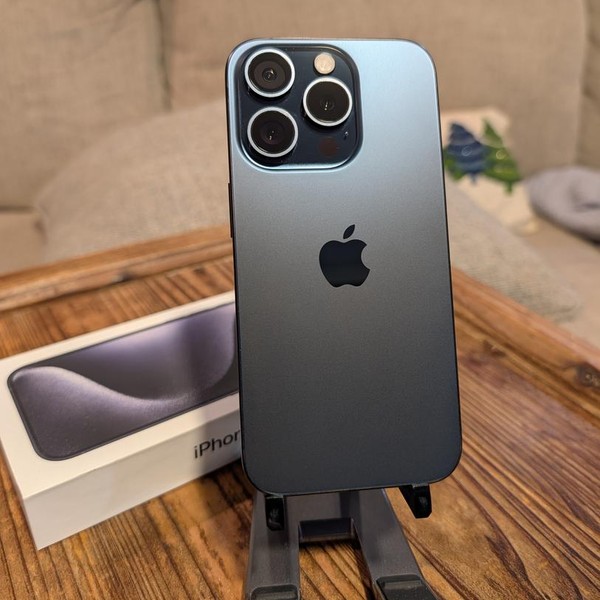 Apple iPhone 15 Pro - Unlocked, 256 GB, Blue, A2848
