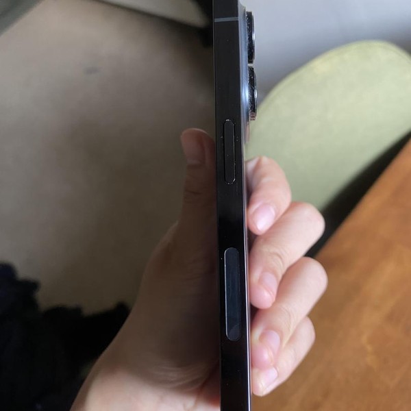 Apple iPhone 14 Pro - Unlocked, 128 GB, Black, A2650