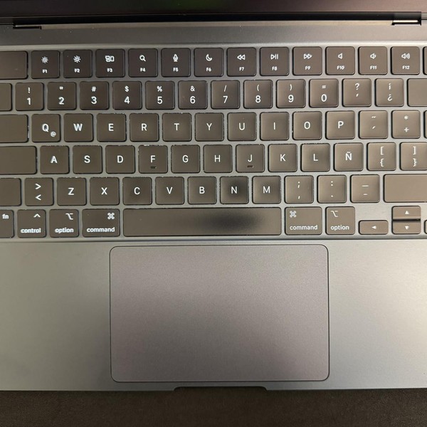 MacBook Air 2024 (M3) - 13 inch - 512 GB, Midnight, 8 GB, Apple M3, 10-core GPU