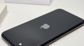 Good
													Apple iPhone SE 3rd Gen 2022 - Unlocked, Midnight, 128 GB, A2595, photo 2 of 3