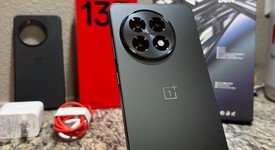 Mint
													OnePlus 13R - Unlocked, Nebula Noir, 256 GB, 12 GB, photo 3 of 9