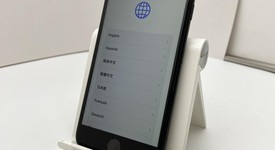 Fair
													Apple iPhone SE 2nd Gen 2020 - Unlocked, Black, 128 GB, A2275, photo 1 of 8