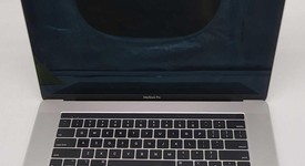 Good
													MacBook Pro 2018 (With Touch Bar) - 15" - I9, Silver, 2 TB, 32 GB, photo 3 of 9